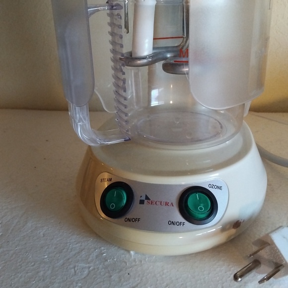 Hair Steamer - Picture 3 of 6